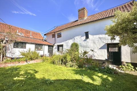 4 bedroom detached house for sale, The Street, Dickleburgh, Diss