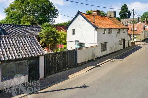 4 bedroom detached house for sale, The Street, Dickleburgh, Diss