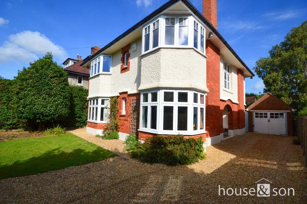 Stirling Road, Bournemouth 5 bed detached house for sale £790,000