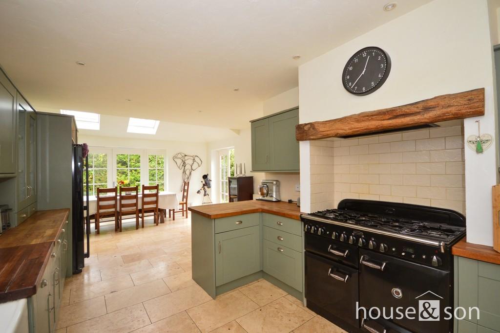 Stirling Road, Bournemouth 5 bed detached house for sale £790,000