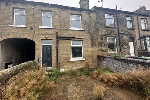 3 bedroom terraced house to rent, New Hey Road, Huddersfield