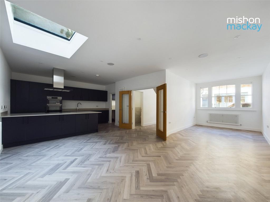 Cambridge Grove, Hove, East Sussex, BN3 4 bed house for sale £850,000