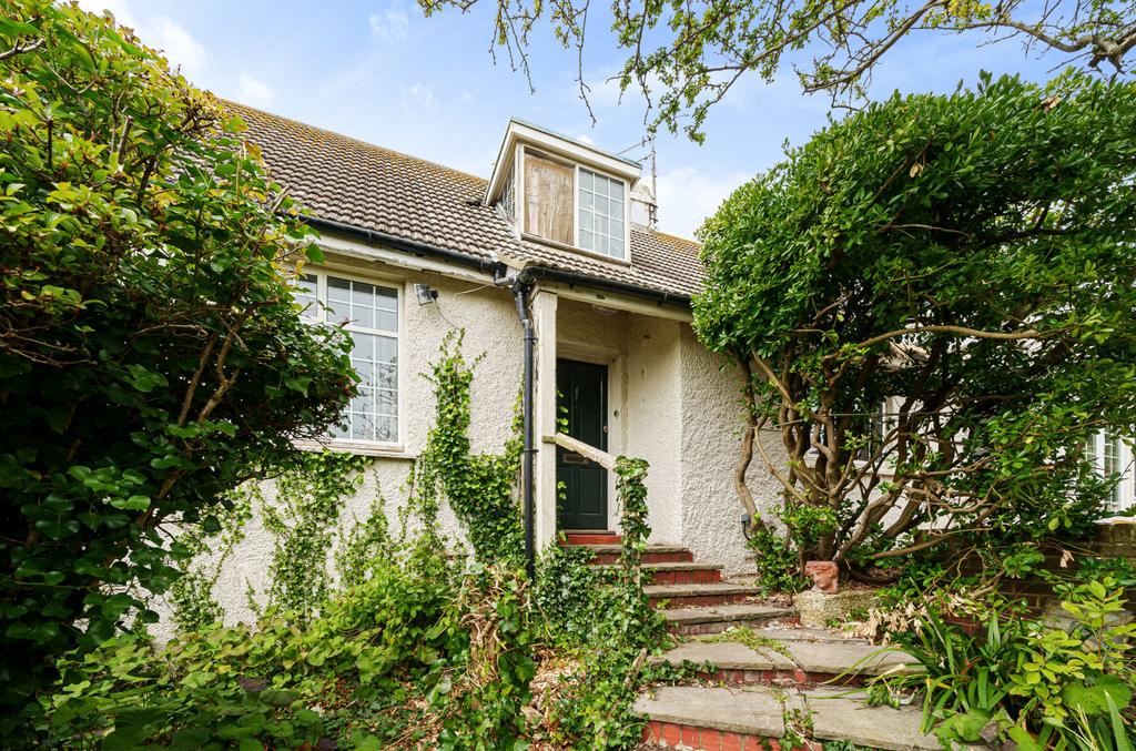 Bazehill Road, Rottingdean, Brighton, East Sussex, BN2 4 bed detached
