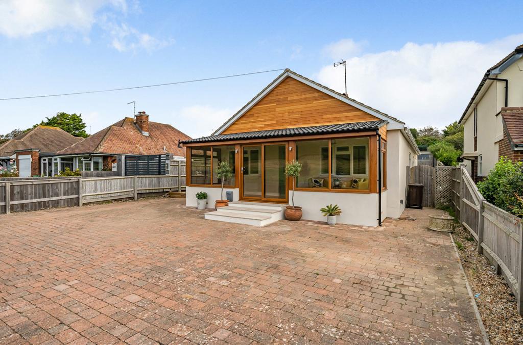 Greenways, Ovingdean, Brighton, East Sussex, BN2 3 bed bungalow for