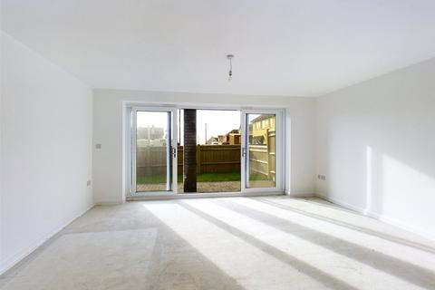 3 bedroom terraced house for sale, Second Road, Peacehaven, East Sussex, BN10