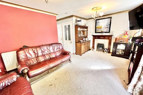 3 bedroom townhouse for sale, Ashby Road, Coalville
