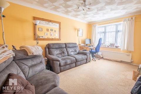 16 Copper Beech Gardens, Bournemouth, BH10 5DB