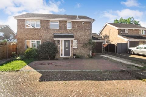 4 bedroom detached house for sale, Witham Close, Bedford MK41