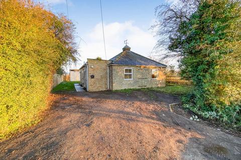 3 bedroom detached bungalow for sale - Mays Lane, Leverington, Wisbech, Cambs, PE13 5BU