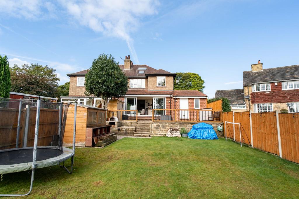 Broomfield Road, Fixby, HD2 4 bed semidetached house £380,000