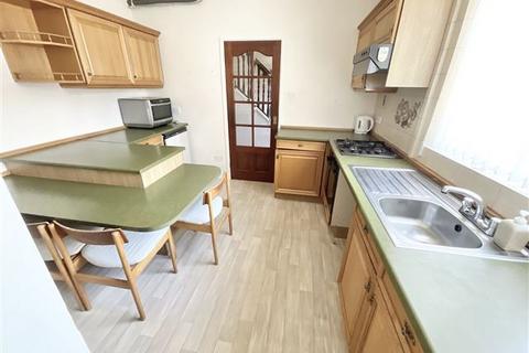 25 Halsall Road, Sheffield, S9 4JF