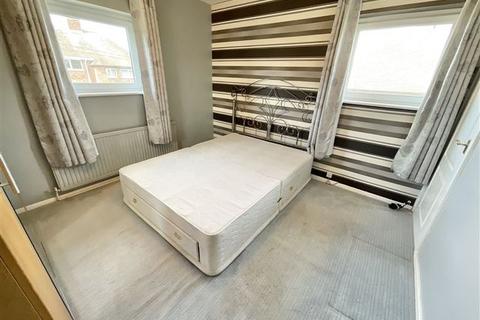 25 Halsall Road, Sheffield, S9 4JF