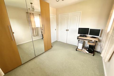 25 Halsall Road, Sheffield, S9 4JF