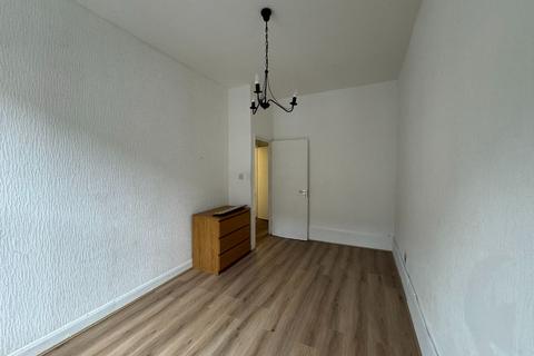 2 bedroom flat to rent - Harrow