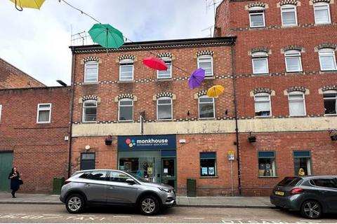 Retail property (high street) to rent - 31-33 New Street, Worcester, Worcestershire, WR1 2DP
