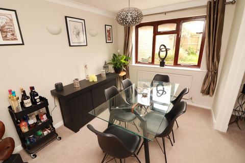 10 Gifford Close, Rangeworthy, Bristol, BS37 7QU