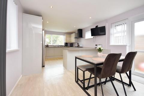 3 bedroom detached house for sale - Little Haven, 5 Station Road West, Wenvoe, CF5 6AG