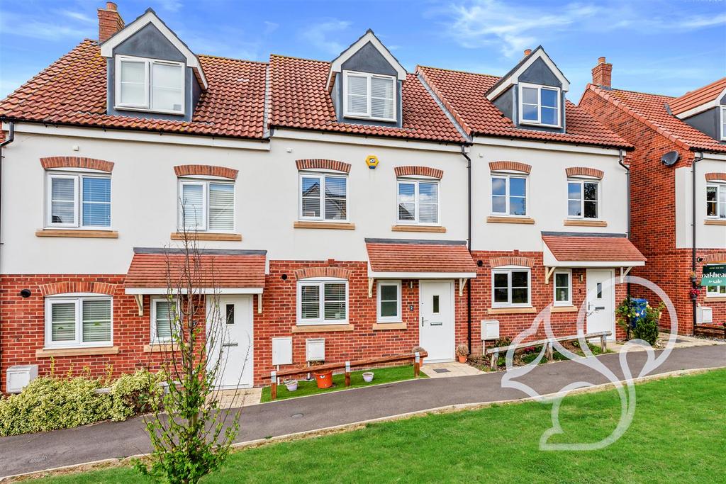 Heckford Road, Great Cornard 3 bed townhouse for sale £280,000