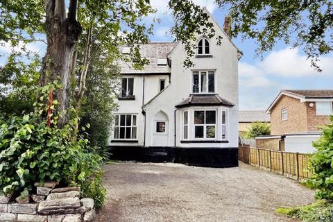 1 bedroom apartment to rent, Clarendon Avenue, Altrincham