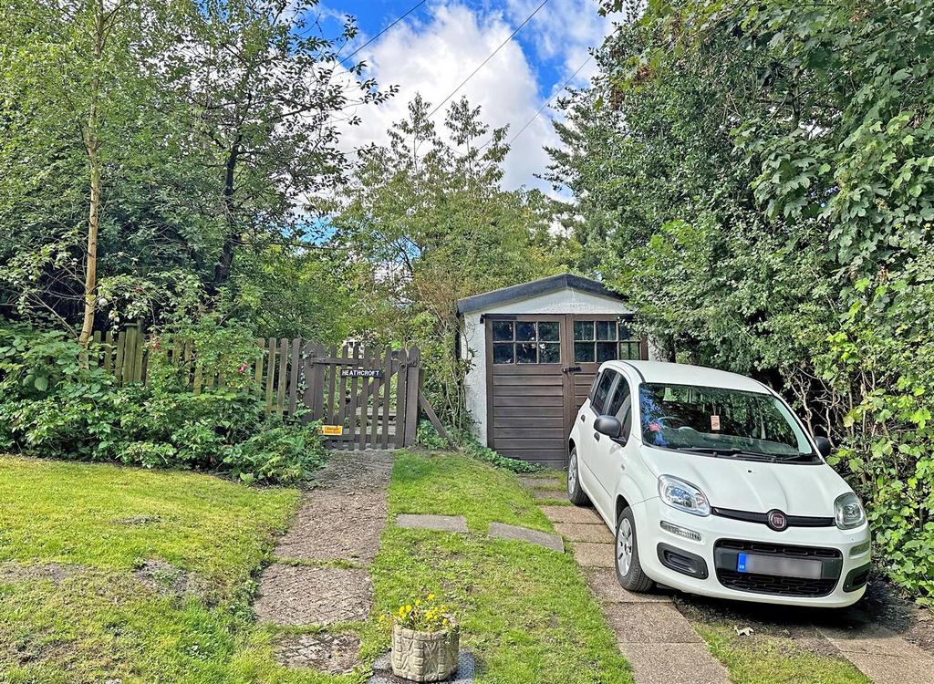 Garage &amp; Parking