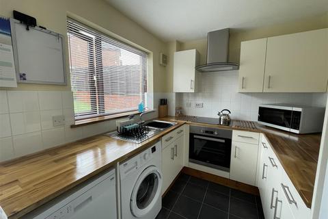 31 Clos Cilsaig, Dafen, Llanelli, SA14 8QY