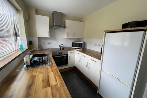 31 Clos Cilsaig, Dafen, Llanelli, SA14 8QY