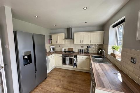 73 Darrowby Drive, Darlington, DL3 0GZ