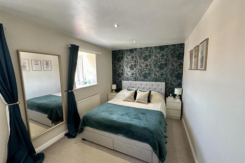 73 Darrowby Drive, Darlington, DL3 0GZ