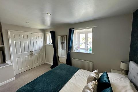 73 Darrowby Drive, Darlington, DL3 0GZ