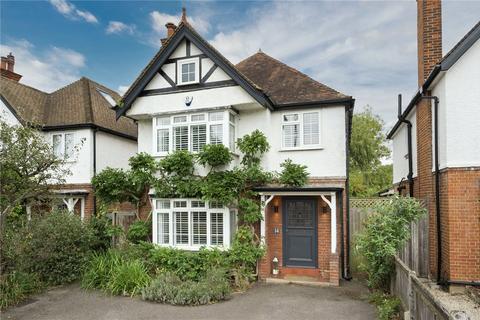 14 Ember Lane, Esher, KT10 8ER