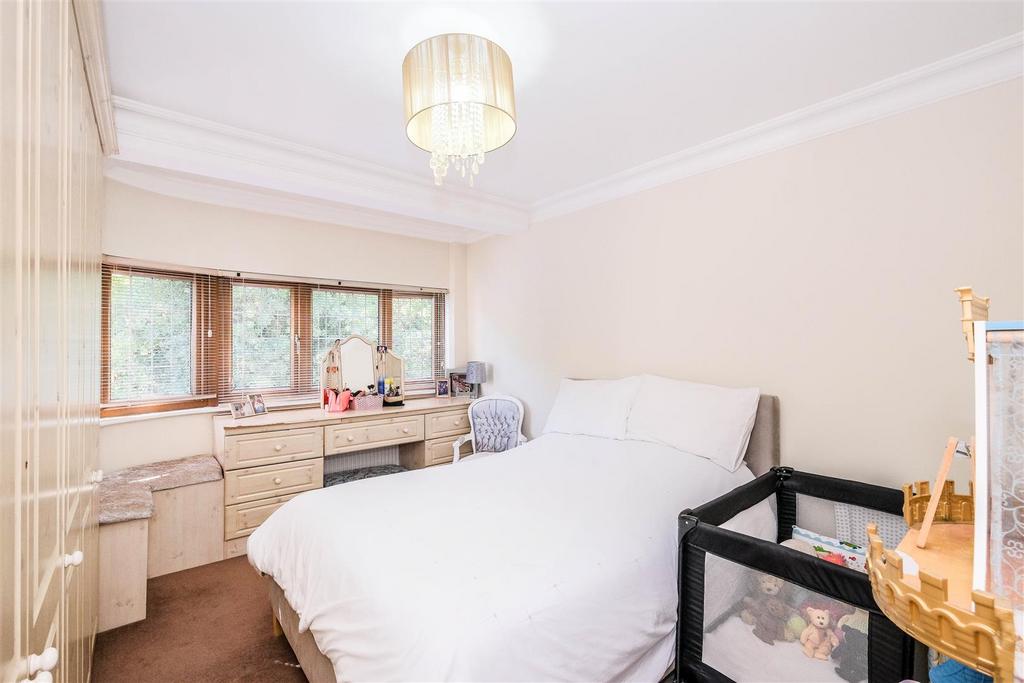 11, Lodge Villas Woodford Green-6.jpg