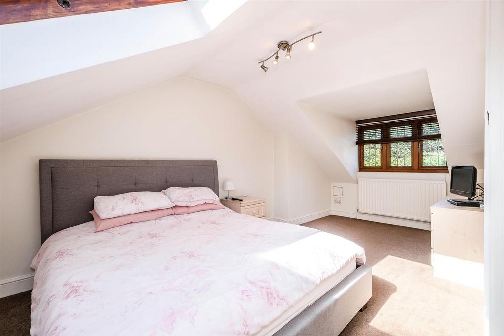 11, Lodge Villas Woodford Green-4.jpg