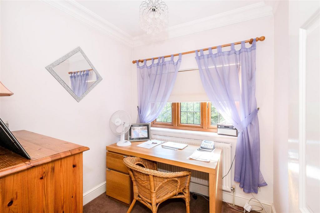 11, Lodge Villas Woodford Green-7.jpg