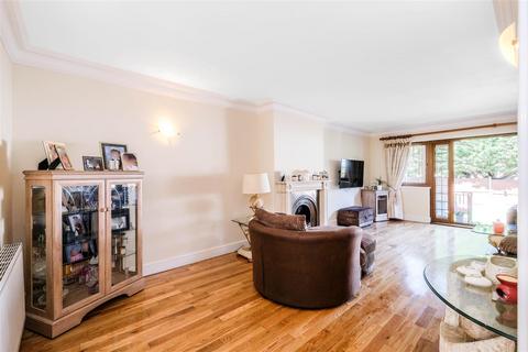 4 bedroom semi-detached house for sale, Lodge Villas, Woodford Green