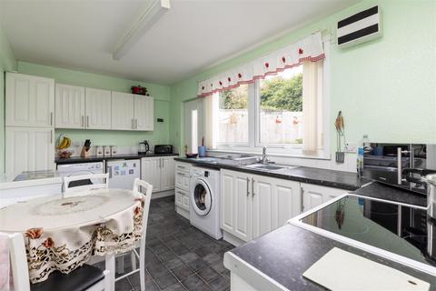 37 Glenlochay Road, Perth, PH2 0AX
