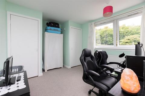 37 Glenlochay Road, Perth, PH2 0AX