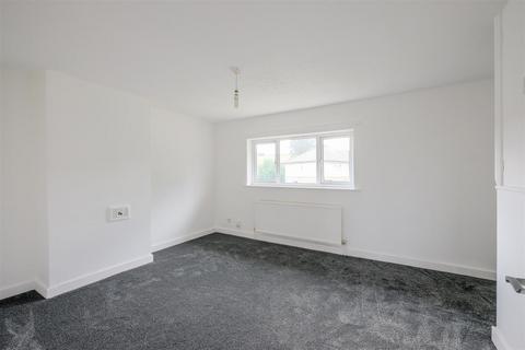 4 Fletcher Crescent, Brighouse, HD6 3PR