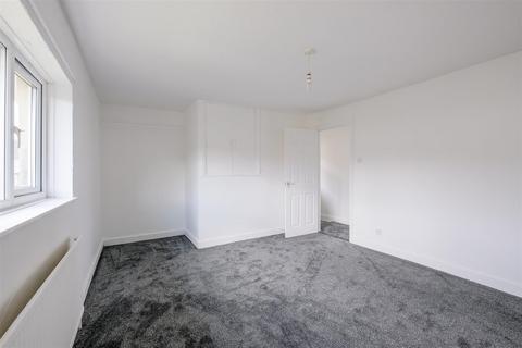 4 Fletcher Crescent, Brighouse, HD6 3PR