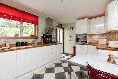 105 Glenearn Road, Perth, PH2 0NW