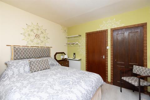 105 Glenearn Road, Perth, PH2 0NW