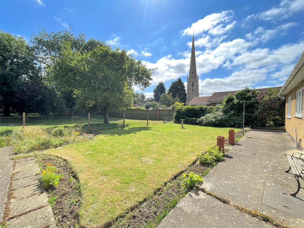 Rectory Lane, Bottesford, Nottingham 2 bed detached bungalow for sale