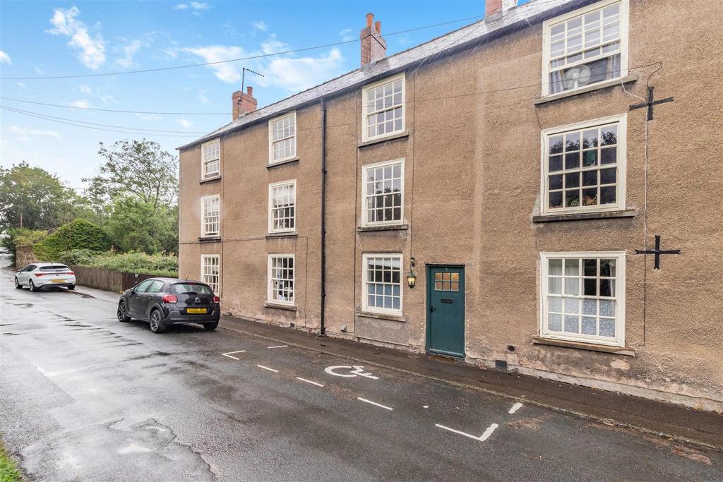 Bakers Lane, Cuckney 3 bed terraced house for sale £200,000