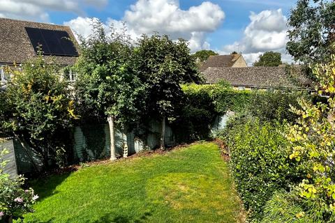 31 Elm Grove, Milton Under Wychwood, Chipping Norton, OX7 6EF