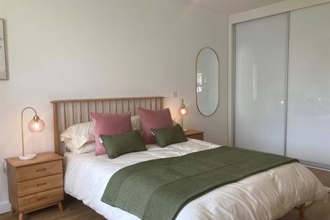 2 bedroom bungalow for sale - Kenwith Meadows, Abbotsham, Bideford, Devon, EX39
