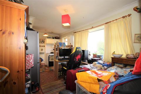 24 Ingram Road, Steyning, BN44 3PF