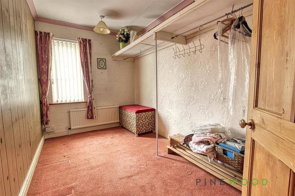 Bedroom Thee