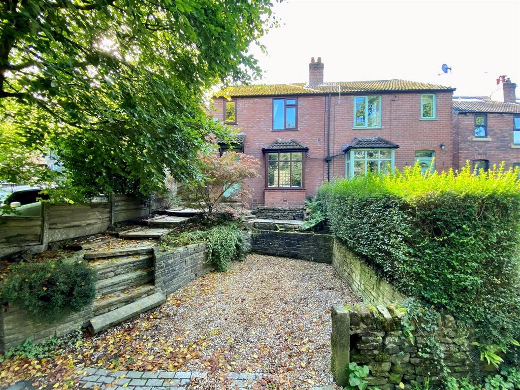 Hollinwood Road, Disley, Stockport 3 bed semidetached house £380,000