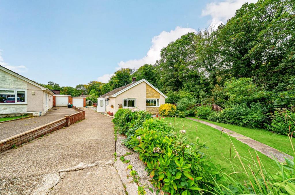Glenfield Close, Sketty, Swansea 3 bed detached bungalow for sale £