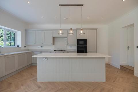 15 Belgrave Road, Great Boughton, Chester, CH3 5SA