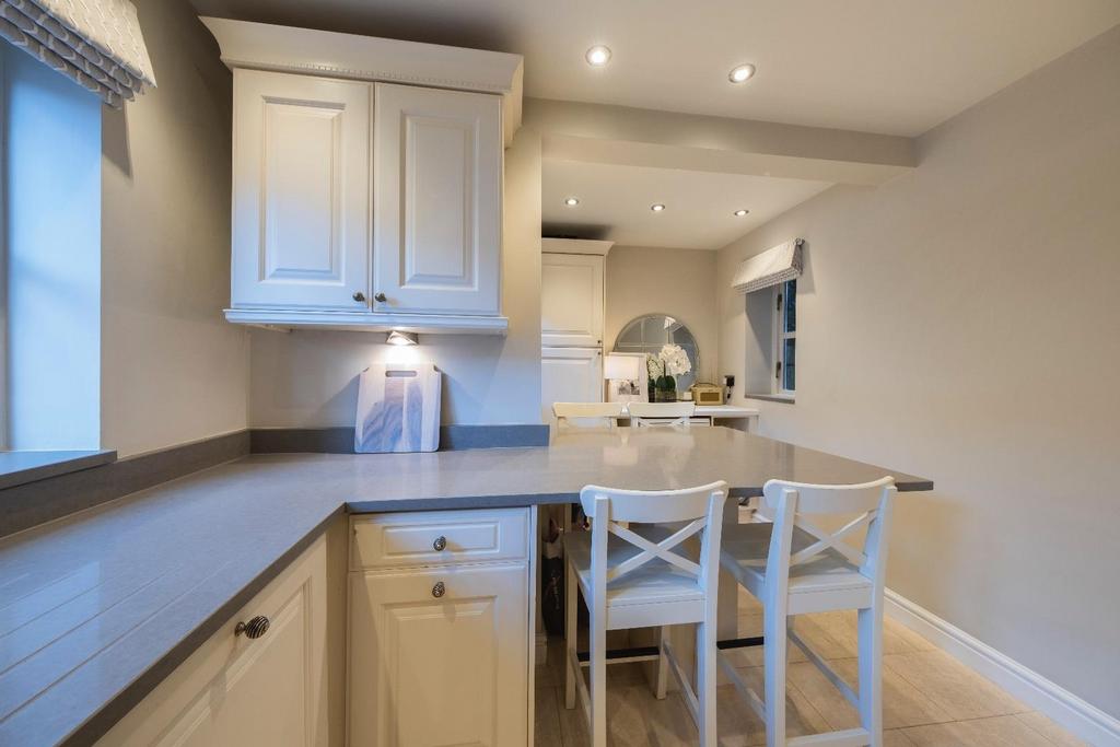 15 Millfield Lane-003.JPG